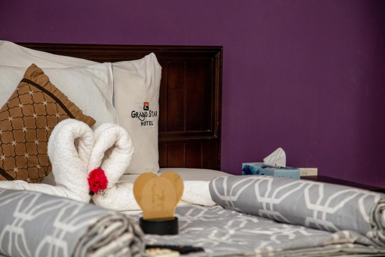 Grand Star Hotel North Legon エクステリア 写真