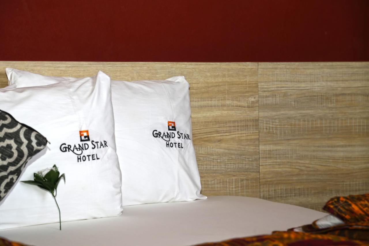 Grand Star Hotel North Legon エクステリア 写真