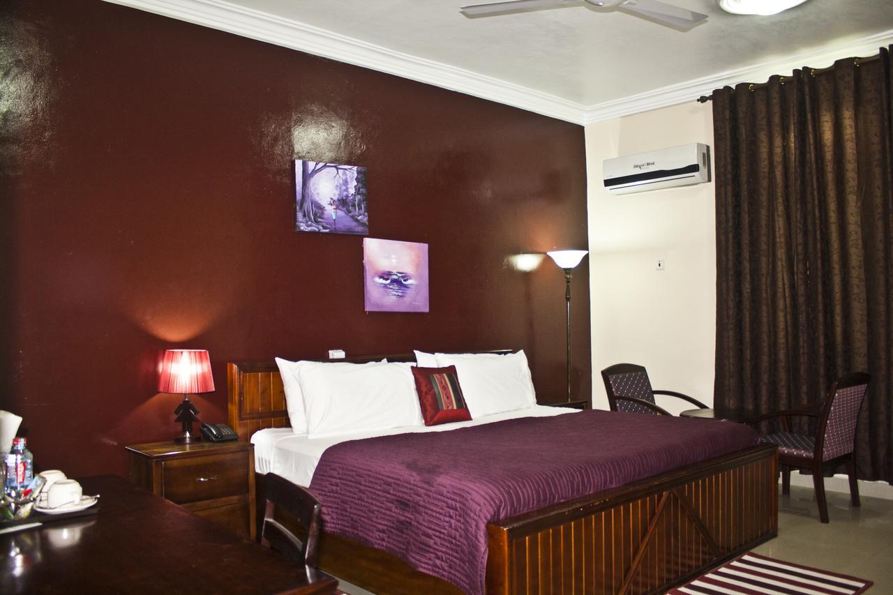 Grand Star Hotel North Legon エクステリア 写真