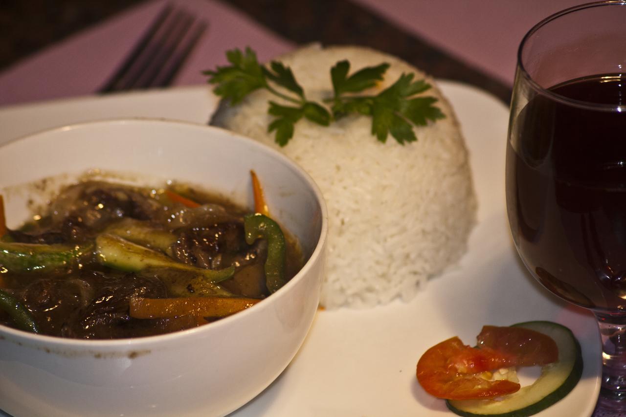 Grand Star Hotel North Legon エクステリア 写真