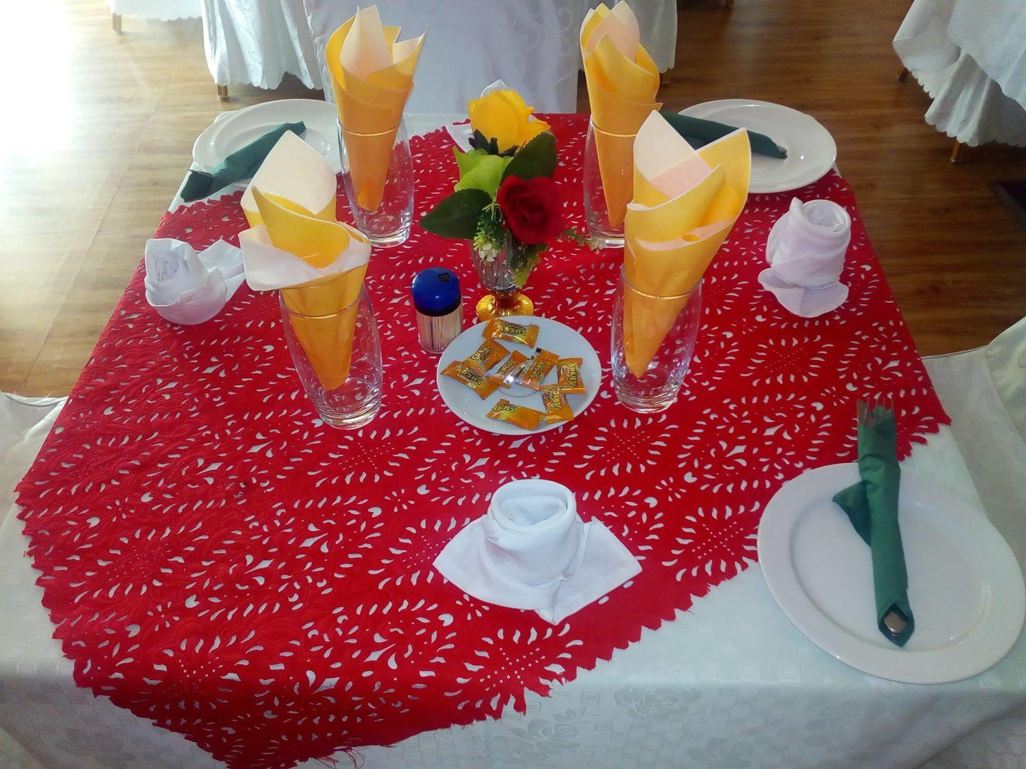 Grand Star Hotel North Legon エクステリア 写真