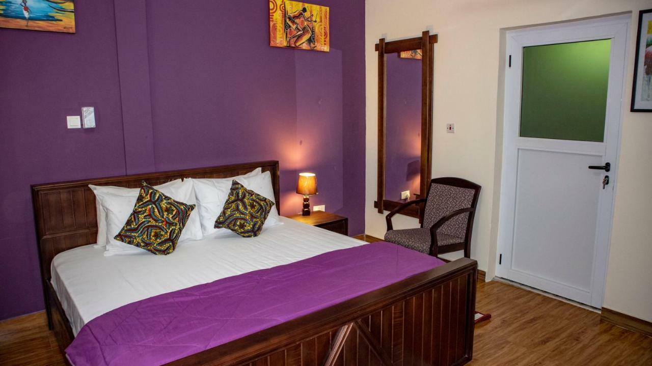 Grand Star Hotel North Legon エクステリア 写真